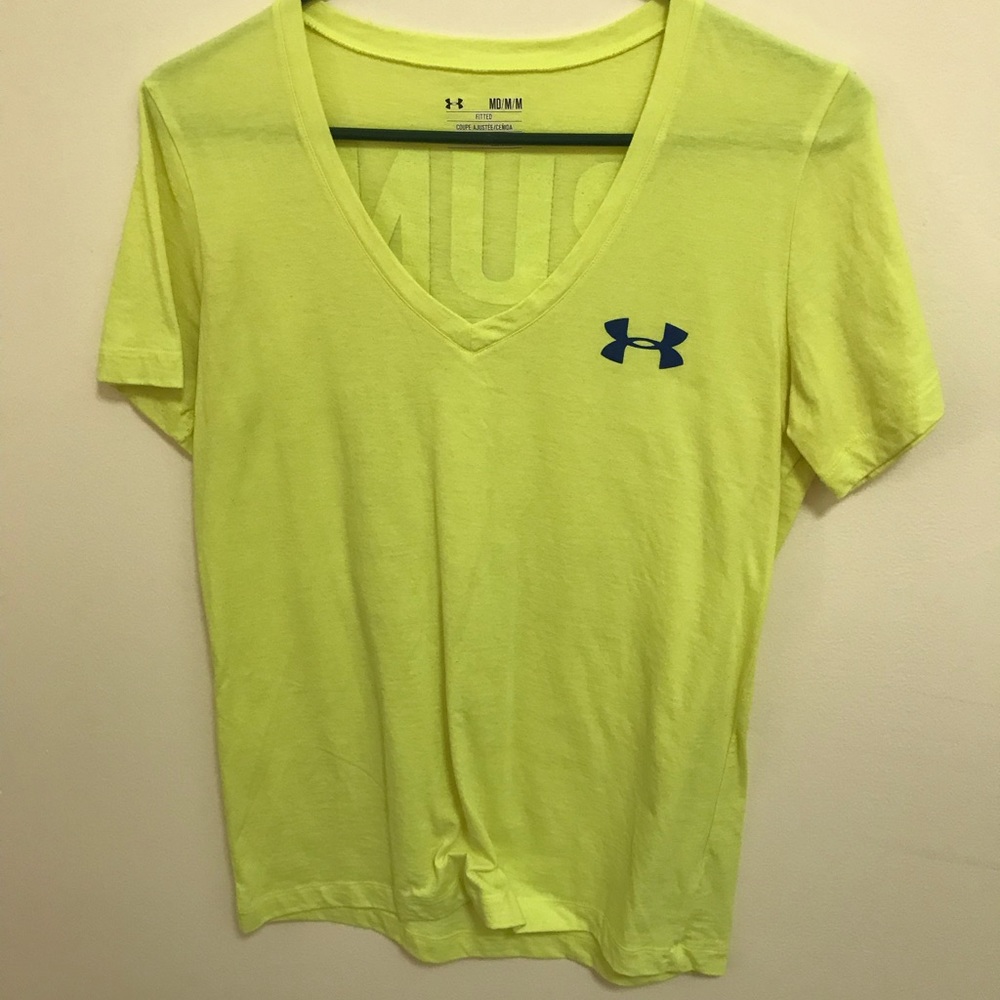 UNDER ARMOUR Top
